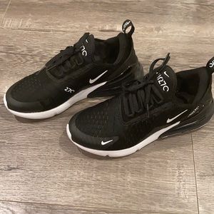 Womens Nike Air Max 270